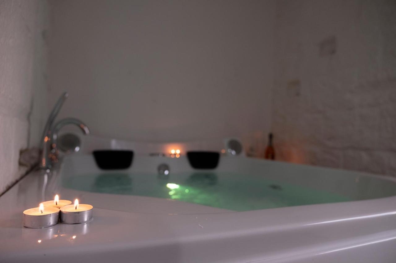 Amalfi Pool Suite - Puglia Mia Apartments Monopoli Eksteriør billede