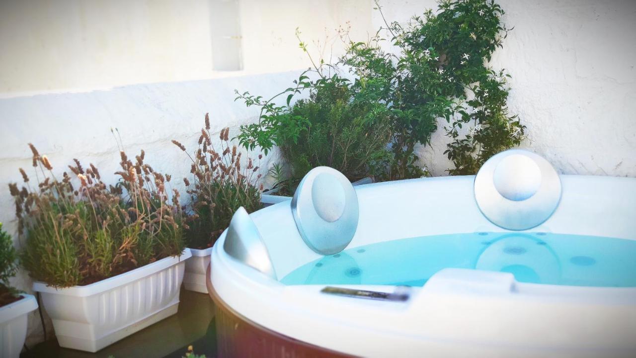 Amalfi Pool Suite - Puglia Mia Apartments Monopoli Eksteriør billede