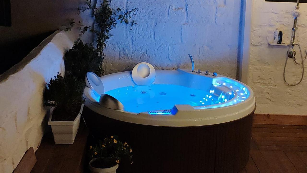 Amalfi Pool Suite - Puglia Mia Apartments Monopoli Eksteriør billede